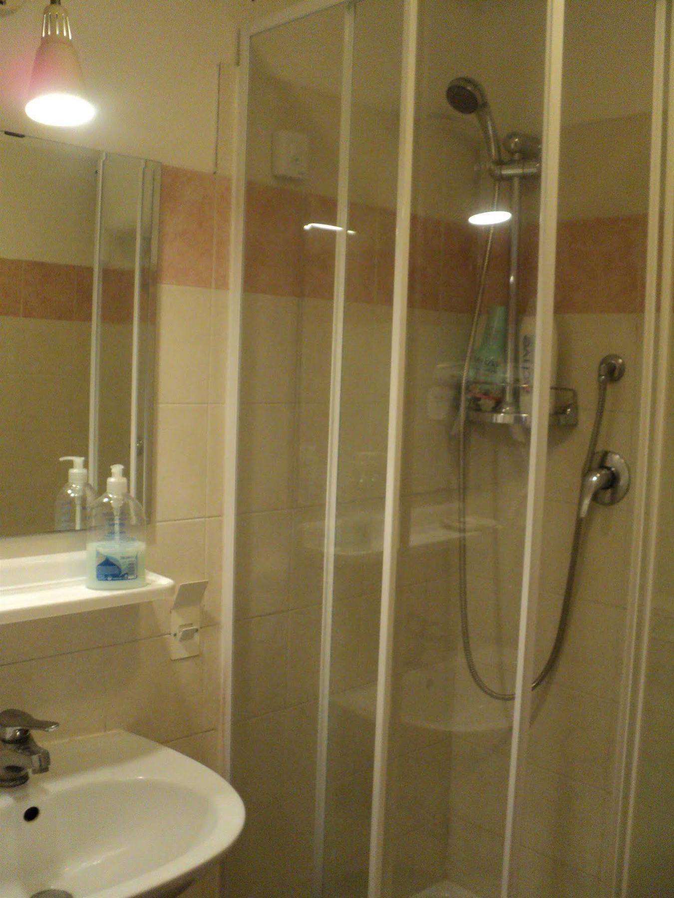 Dixi Bird Guesthouse 2* Rome